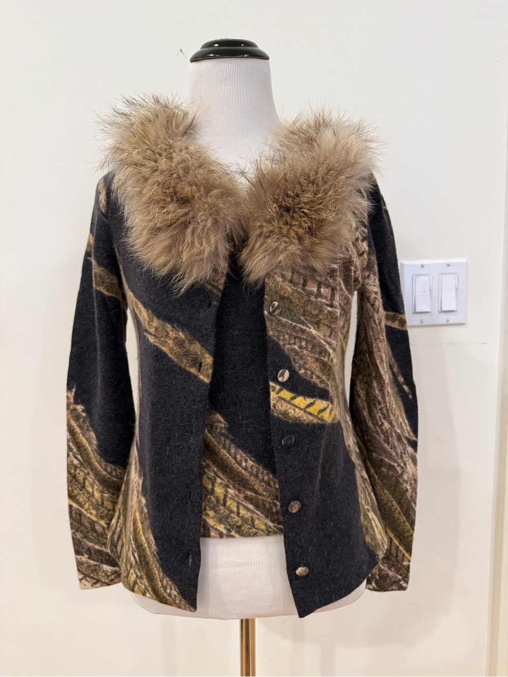 Patterned Wool-Blend Cardigan with Detachable Fur Collar Twin Set